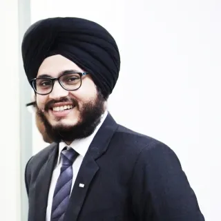 article-author
