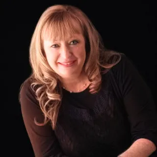 article-author