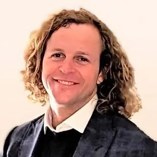 Dr Nick Tayler